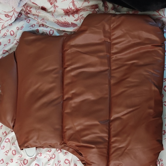 Puffer vest - Picture 2 of 2